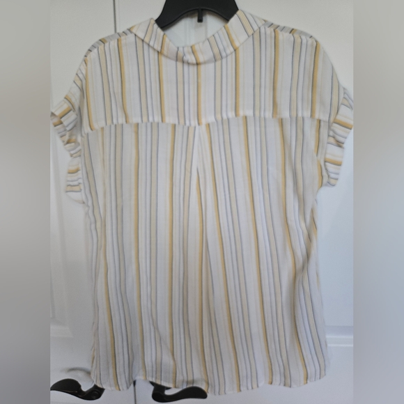 NWT Hem & Thread blouse - Picture 4 of 5